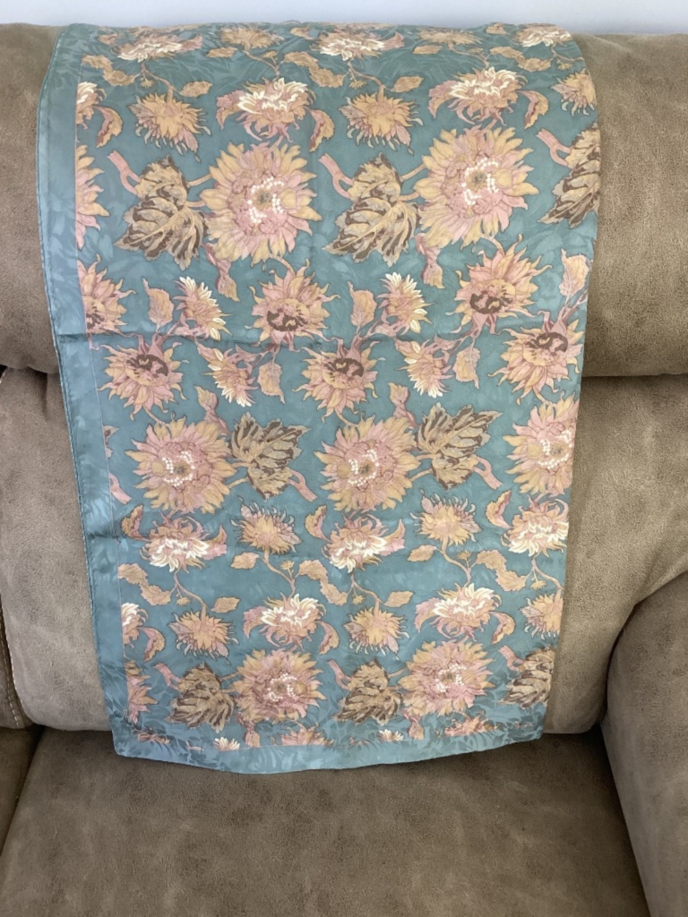 Ellen Tracy Silk blue & pink floral scarf